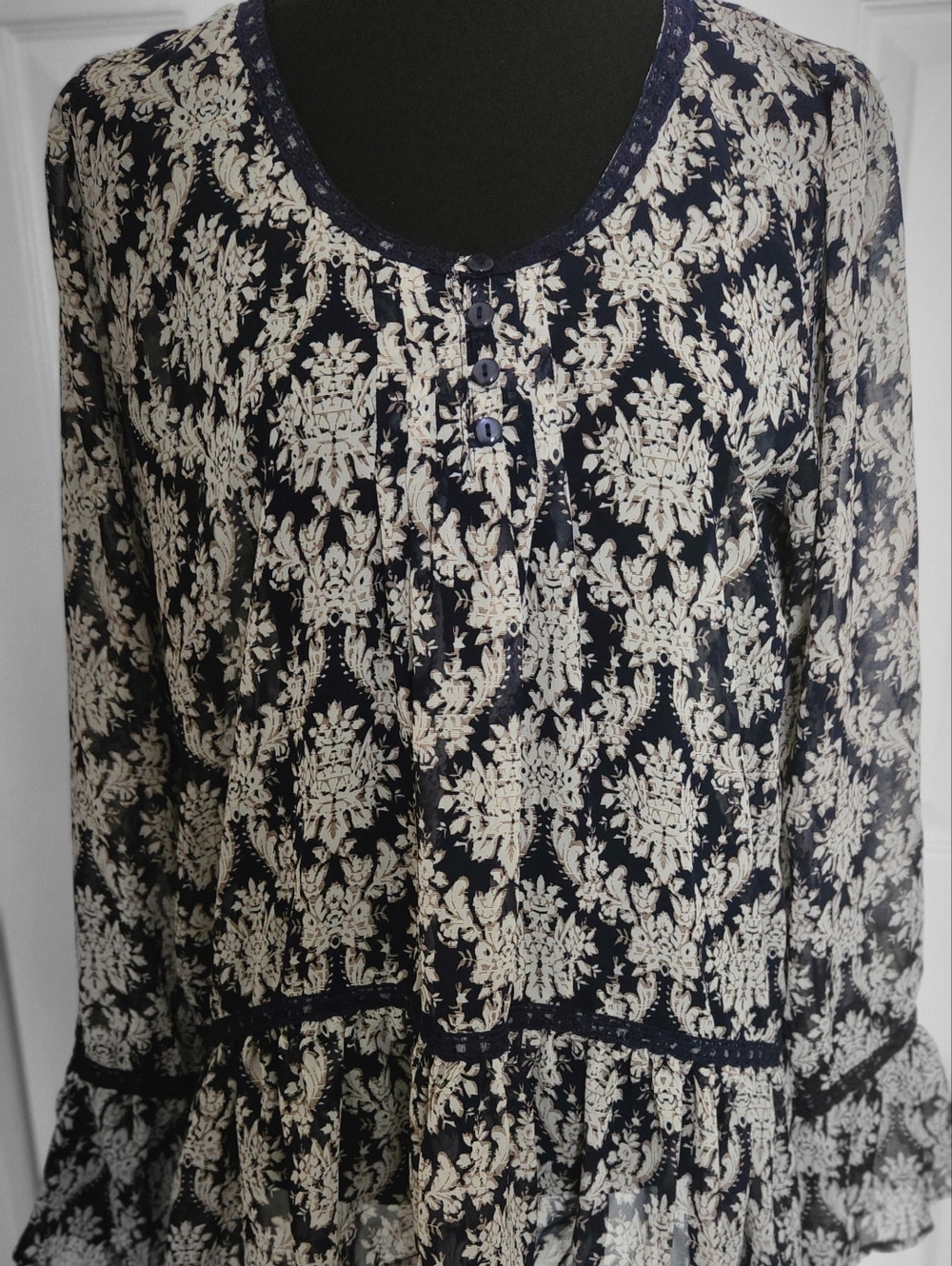 Charming Charlie Black and Cream Floral Peasant Tunic